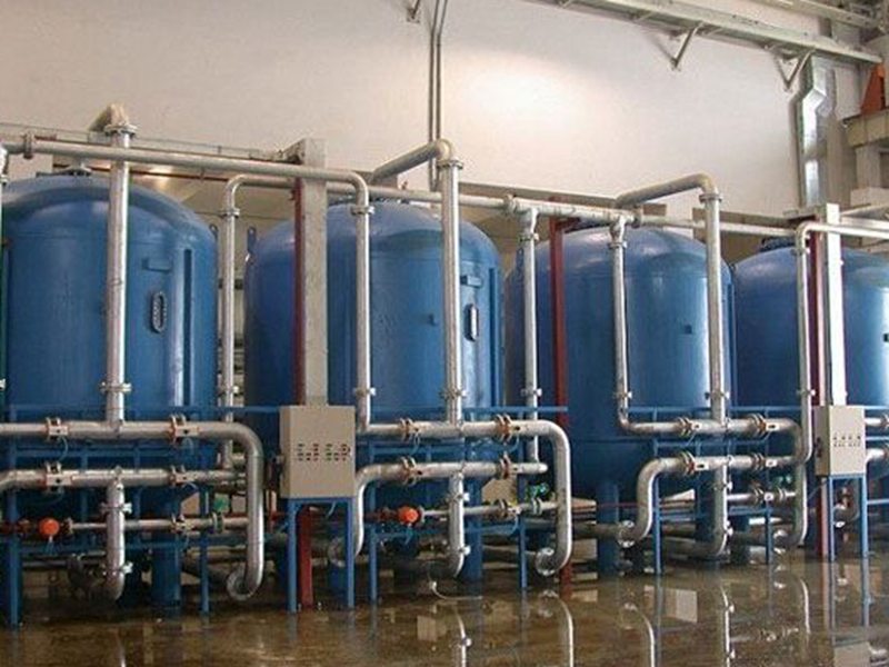 反渗透设备的高压水泵出口阀门大的原因是什么？